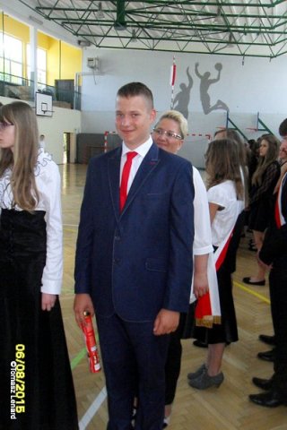 SDC16571