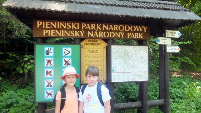 b009